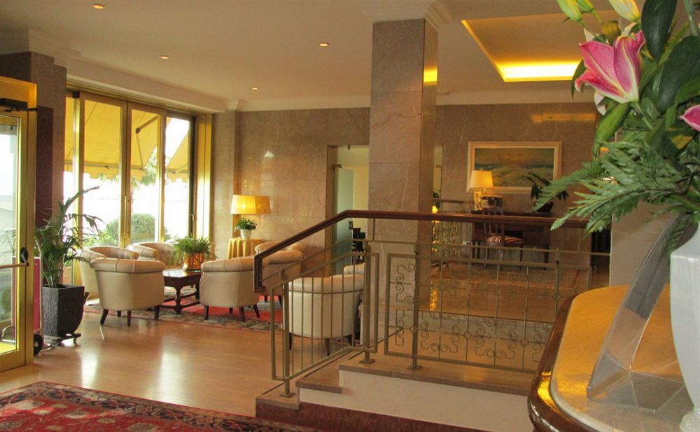 B&B Hotel Diano Marina Palace Esterno foto